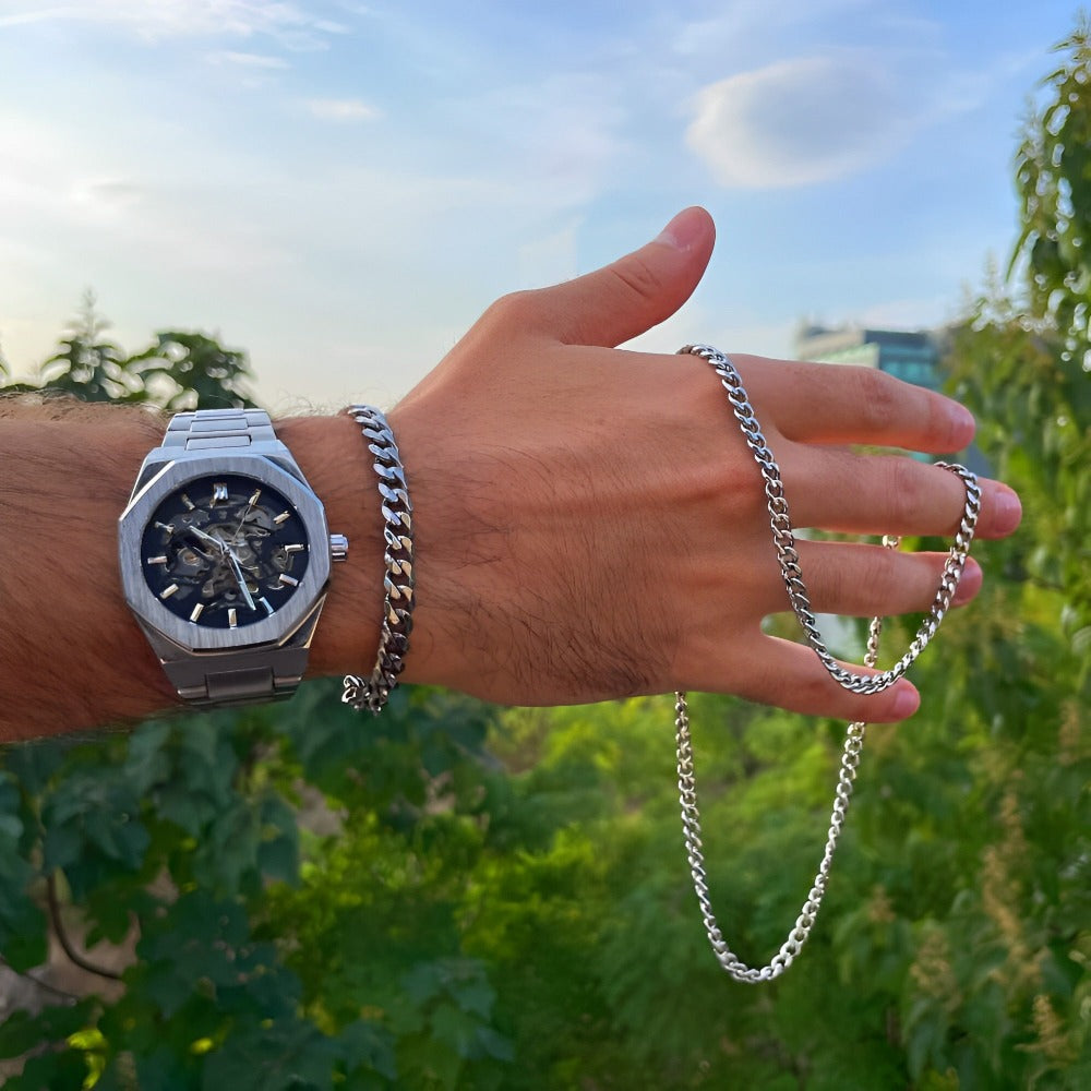 Bulova Phantom Watch – Michaels Jewelers